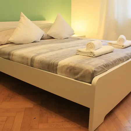 Nejedleho Apartmeet Apartment *