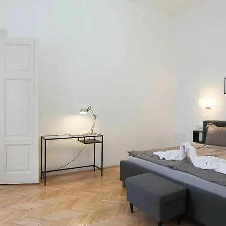 Διαμέρισμα Wenceslas For 10 With Ac *