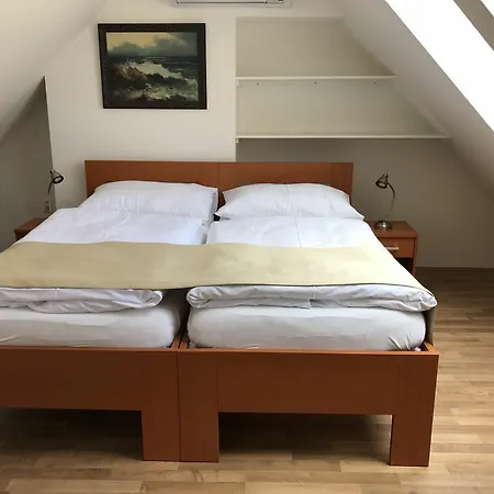 Old House Bed & Breakfast Prag