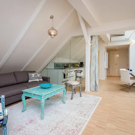 Empirent Old Town 2 Apartment