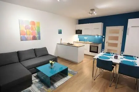 Downtown Apartment *