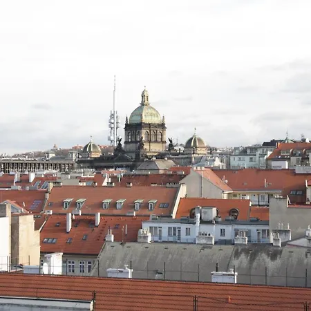Majestic Plaza Hotel 4*