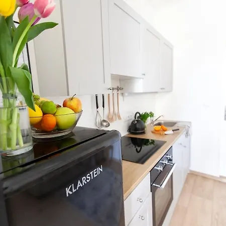 Castle Garden Apartment *