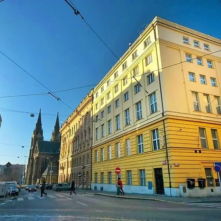 Blanicka 9 * Prague