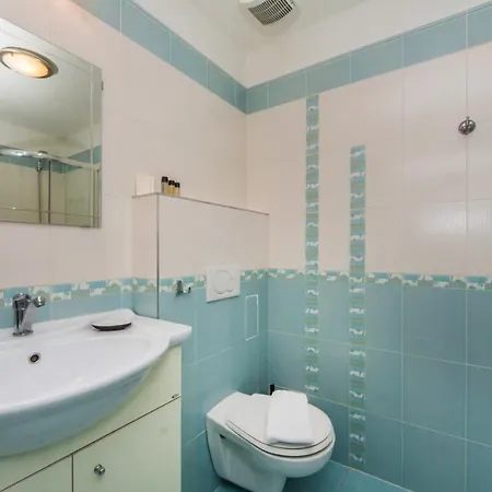 Apartment Heleny Malirove *