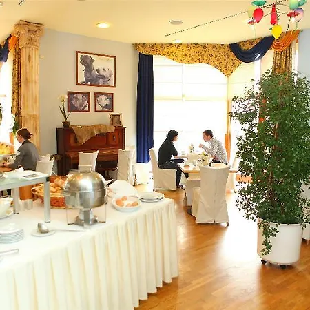 U Divadla Hotel 4*
