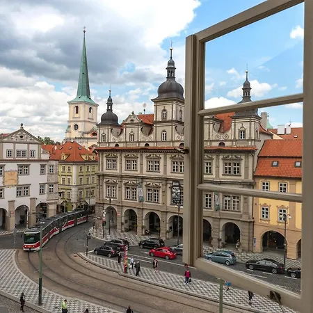 Hotel Miss Sophie's Charles Bridge Prag