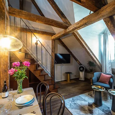 Hotel Miss Sophie's Charles Bridge 4*