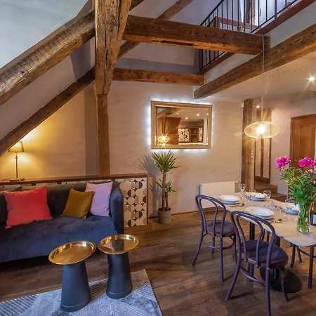 Miss Sophie's Charles Bridge Hotel