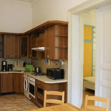 Apartment Beautiful In The City Center