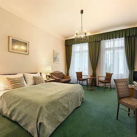 Salvator Hotel 3*