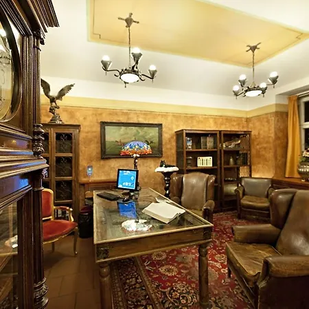 Hotel Ea Jeleni Dvur Castle