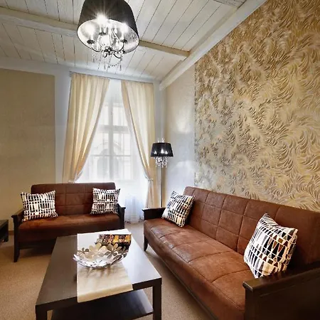 Lippert Hotel 4*