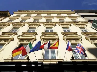 Hotel 1 4*