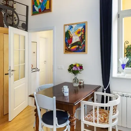 Days - Elegant Near Wenceslas Square Appartement