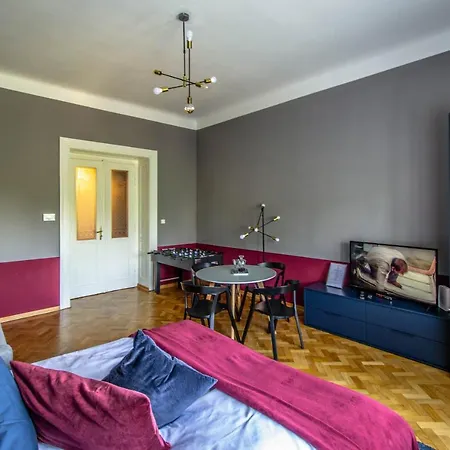 Garden Aparthotel