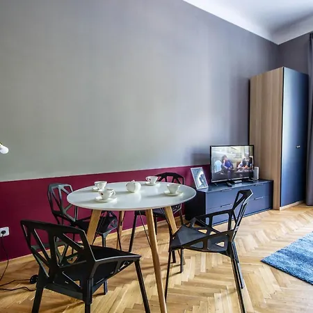Aparthotel Garden 2*