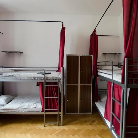 Globe Adults Only Hostel *