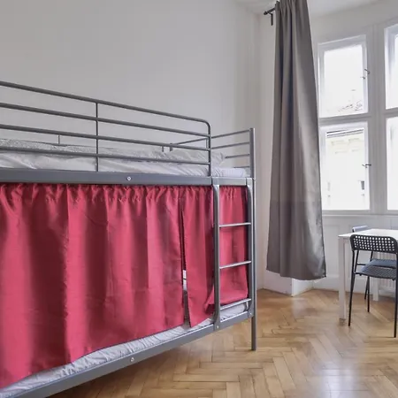 Globe Adults Only Auberge de jeunesse Prague