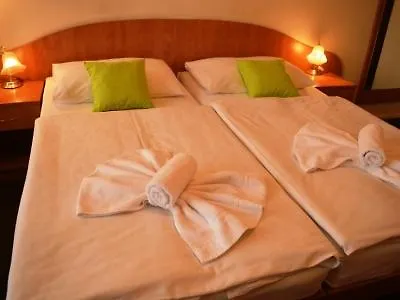 Hotel Legie 3*