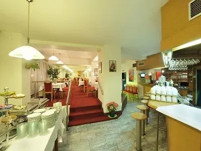 Legie 3* Prague