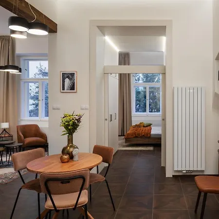 Days - Open-plan In The Old Town Apartment Prague