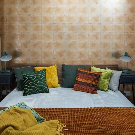 Days - Open-plan In The Old Town Apartment *