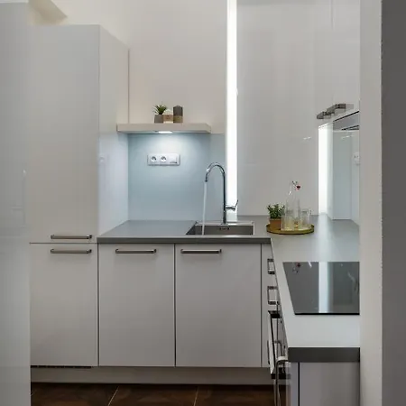 Days - Open-plan In The Old Town Apartment Prague