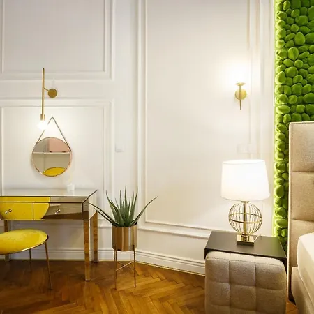Palace By Main Station - Premier Apartment *