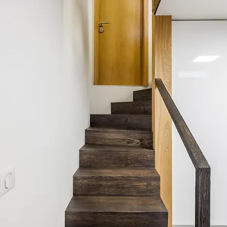 Modern In A Picturesque 15th-century Building בית נופש *