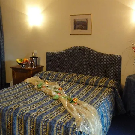 Tyl Hotel 4*