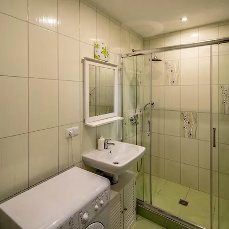 Ruterra Cimburkova Apartman *