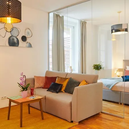 Apartment Rybna 9- Old Town Prague