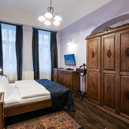 U Cerneho Orla 4* Prague