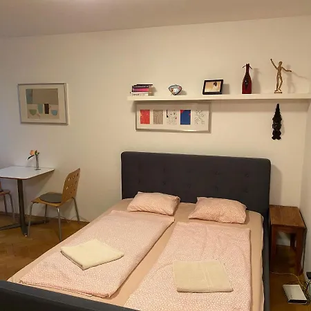 Apartment Florenc *