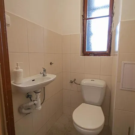 For Celebrations Spacious 3bdr With Balcony Appartement