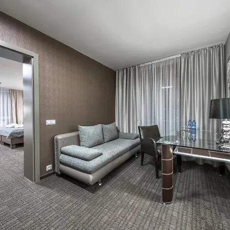Volcano Hotel 4*
