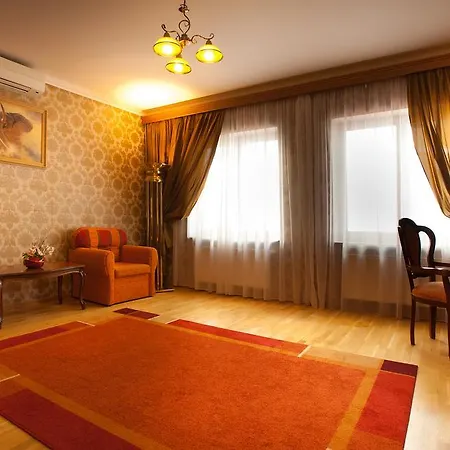 Askania Hotel 4*
