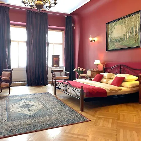 Small Luxury Palace Prague
