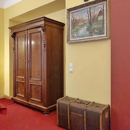 Small Luxury Palace 4* Prague