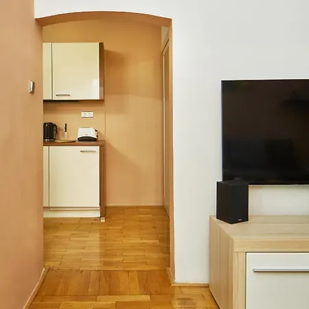 Days - Cozy Flat In The Old Town Appartement Praag