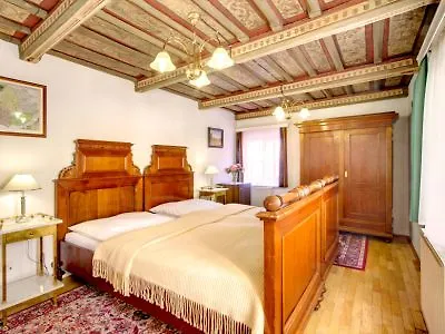 Red Lion 4*