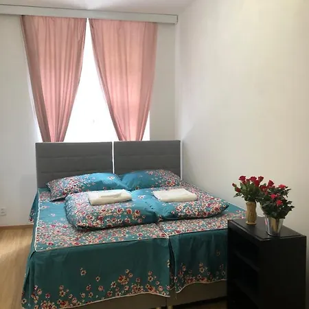 Apartment Lena *