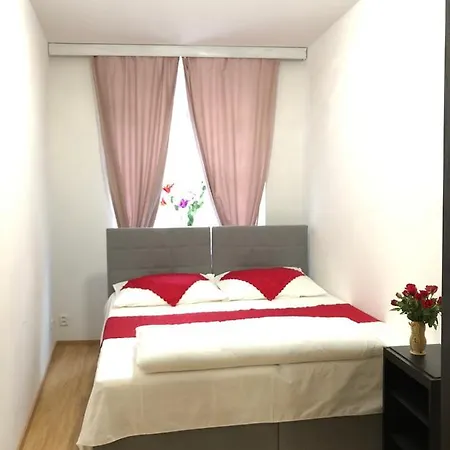 Lena Apartment *