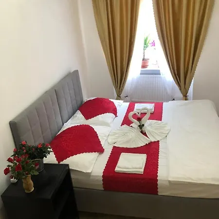 Lena Apartment *