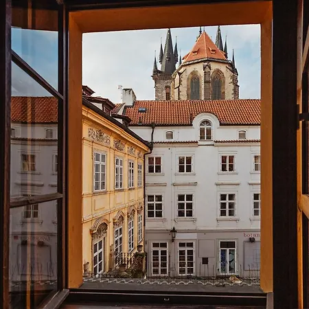 U Cerneho Medveda- At The Black Bear * Prague