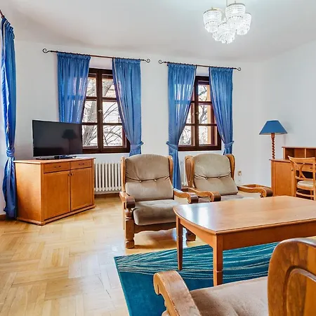 U Cerneho Medveda- At The Black Bear Apartment
