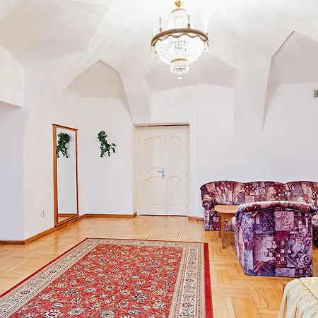 U Cerneho Medveda- At The Black Bear Apartment