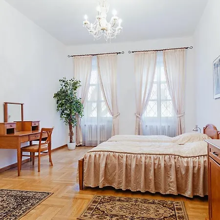 Apartment U Cerneho Medveda- At The Black Bear *