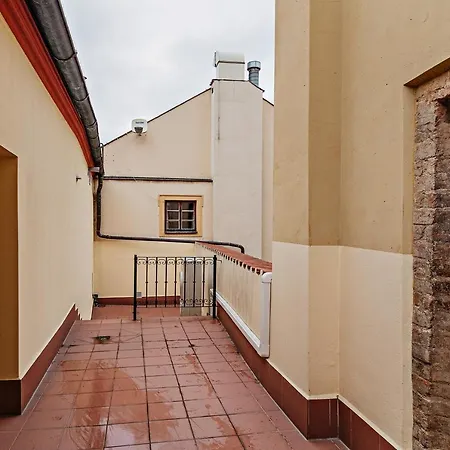 Apartment U Cerneho Medveda- At The Black Bear *